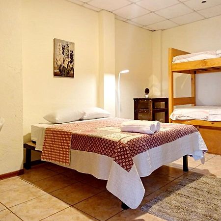 Eco Hotel Puerto Urbano 436 San José Buitenkant foto